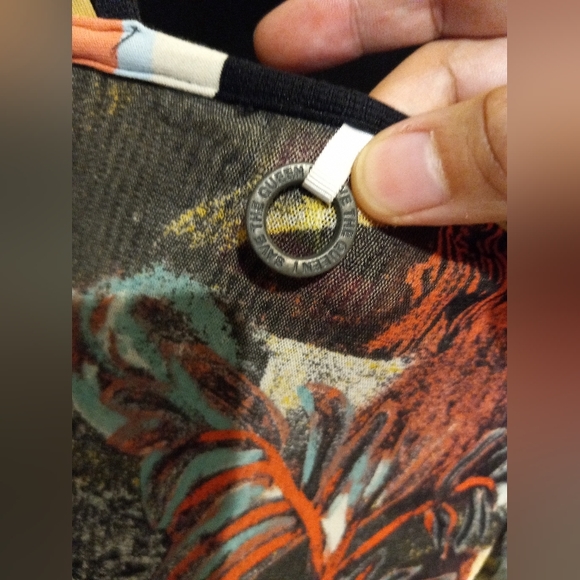 Save The Queen top - Picture 7 of 10